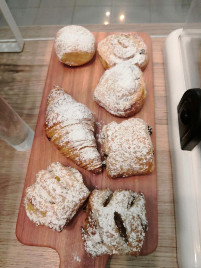 Hotel Iride Suite, Breakfast&Brunch - ideale per famiglie e coppie Riccione Esterno foto