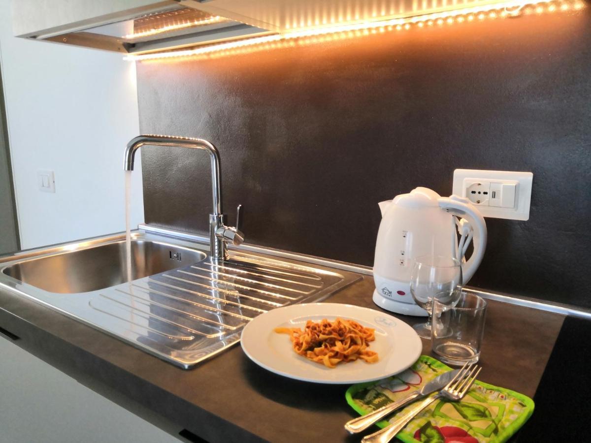 Hotel Iride Suite, Breakfast&Brunch - ideale per famiglie e coppie Riccione Esterno foto